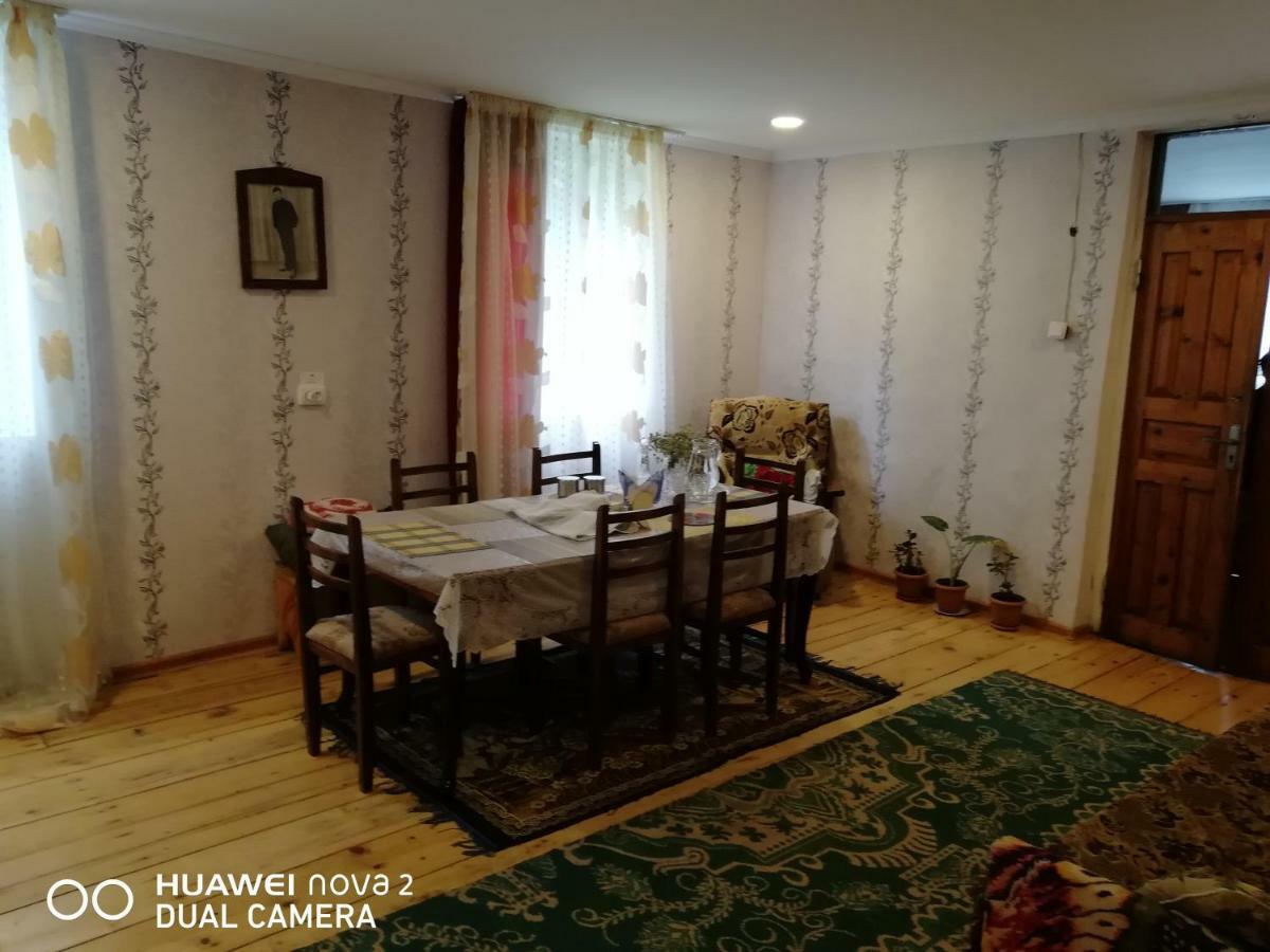 Nora'S Guesthouse Zhabeshi Экстерьер фото