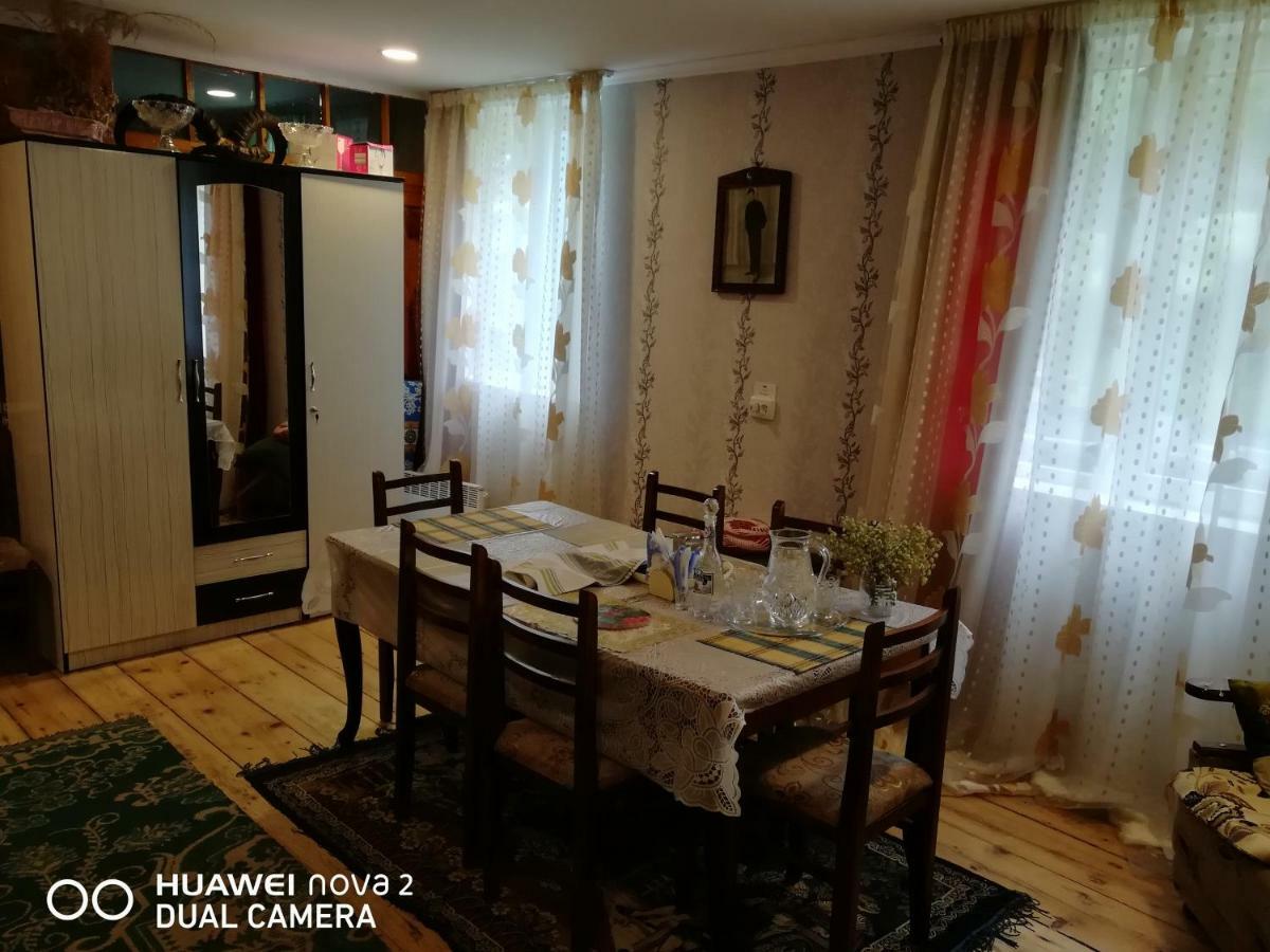 Nora'S Guesthouse Zhabeshi Экстерьер фото