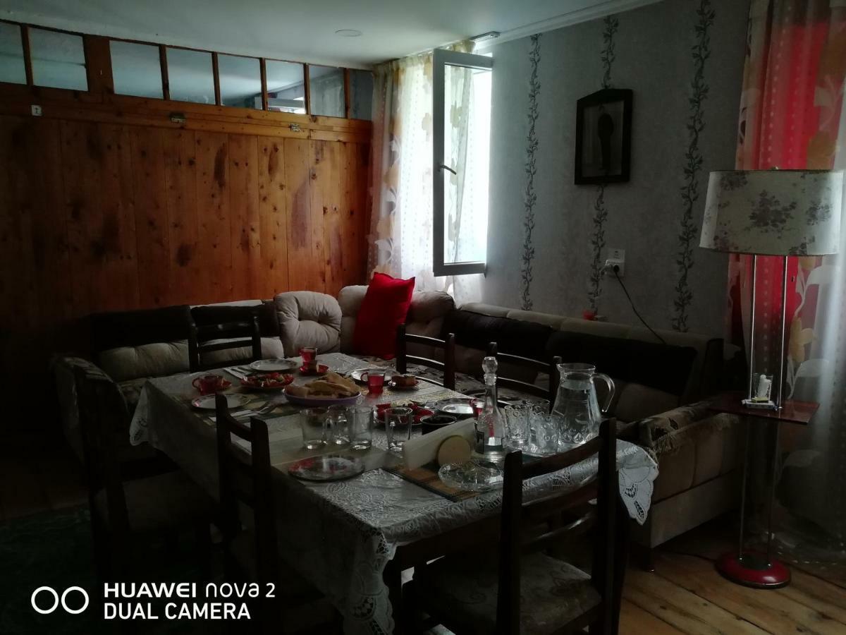 Nora'S Guesthouse Zhabeshi Экстерьер фото